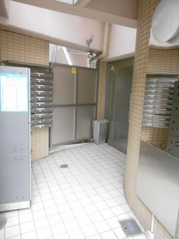 エントランス(★賃貸物件のお問い合わせはタウンハウジング登戸店まで★)