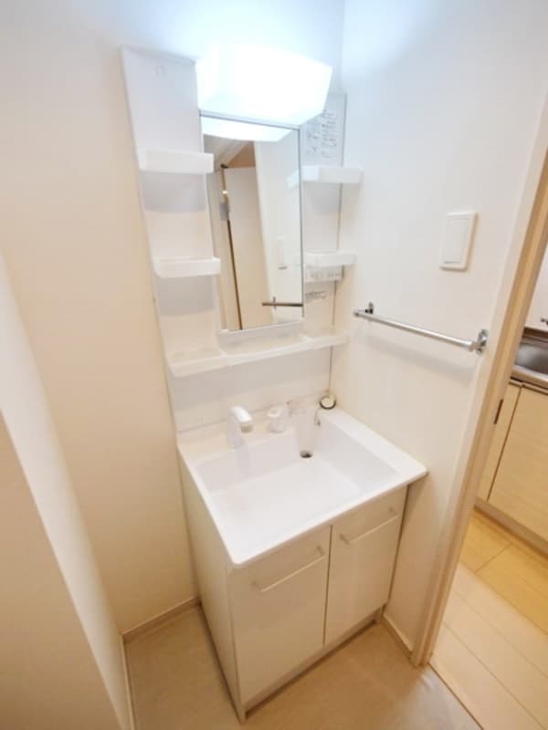 洗面(★賃貸物件のお問い合わせはタウンハウジング登戸店まで★)