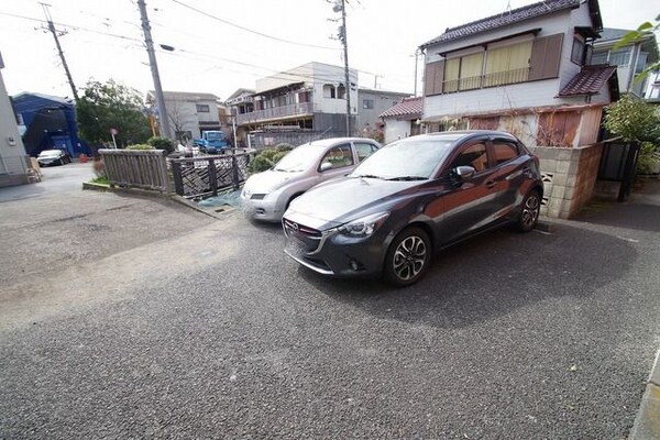 駐車場(★タウンハウジング稲田堤店★駐車場★)
