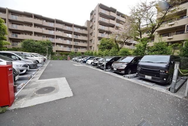 物件内観写真21　(★駐車場です★)