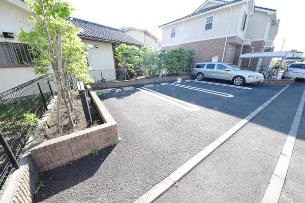 駐車場(★敷地内駐車場です★)