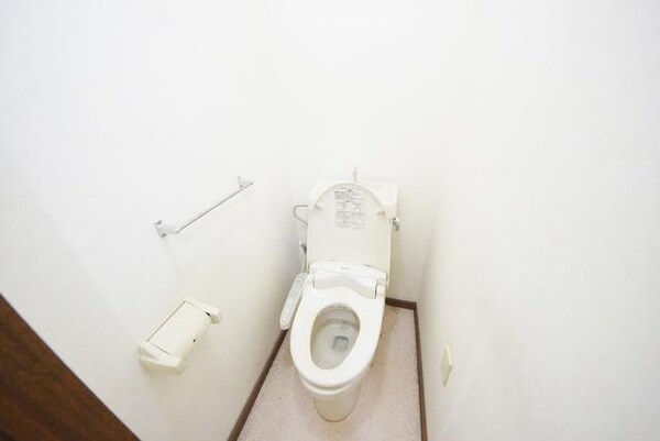 トイレ(★お問い合わせはタウンハウジング★)