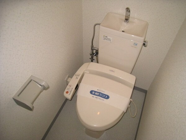トイレ(★シャワートイレです★)
