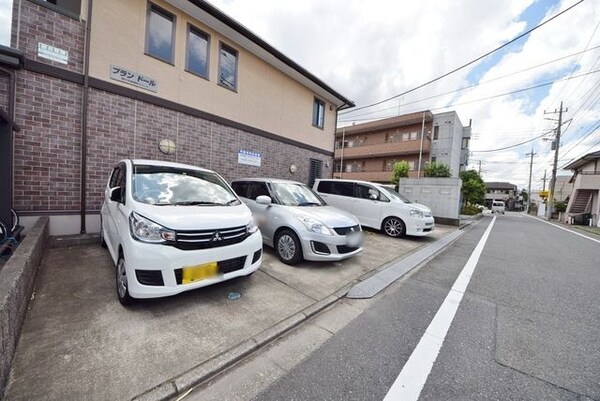 駐車場(★駐車場です★)