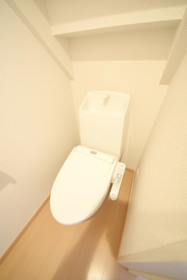 トイレ(★洗浄機付きの洋式トイレです★)