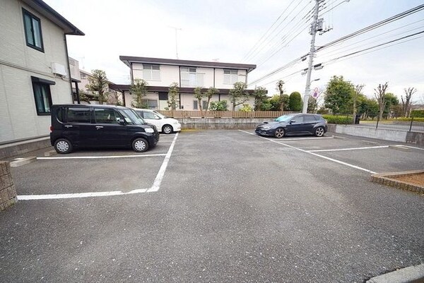 駐車場(★敷地内駐車場の空きは要確認★)