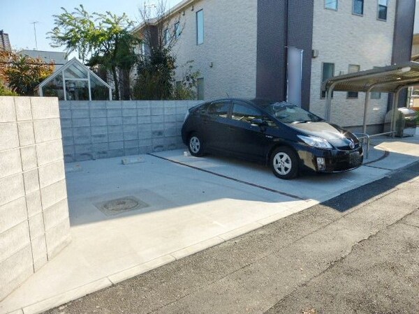 駐車場(★敷地内駐車場です★)