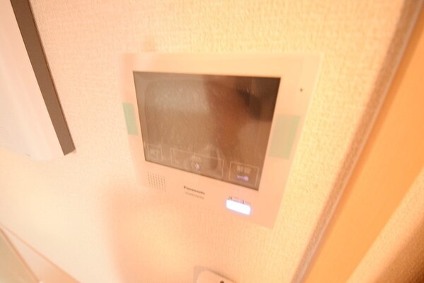 設備(モニター付きインターホン)