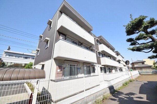 外観(★お洒落な外観の建物です★)