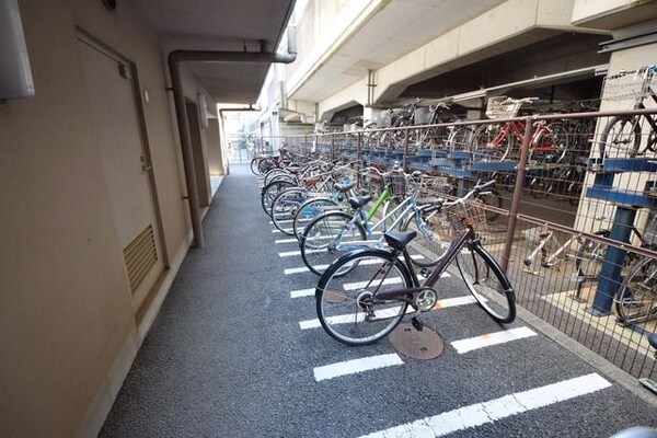 その他(★自転車置き場もエントランス内です★)