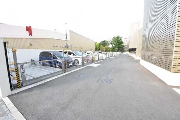 駐車場(★外観＆共用設備★)