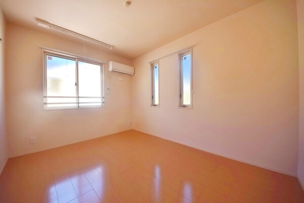 その他室内・内装(★二面採光のお部屋です★)
