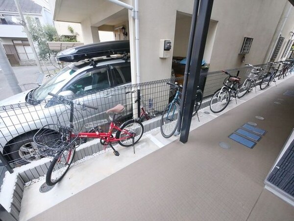 駐車場(★お部屋探しはタウンハウジング稲田堤店まで★)