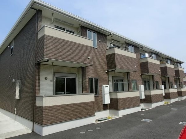 外観(★全戸南西向きで日当たり良好・閑静な住宅街です★)
