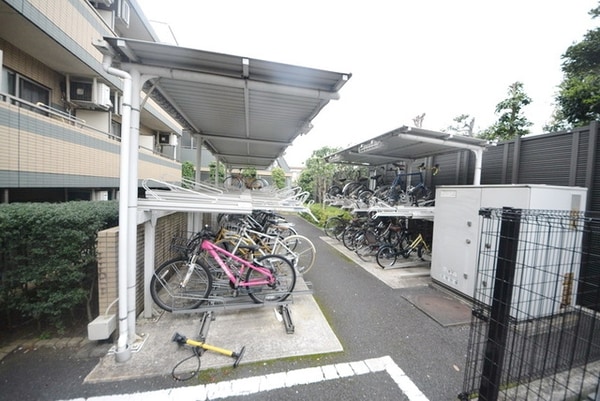 共有部分(★敷地内に駐輪場があります★)