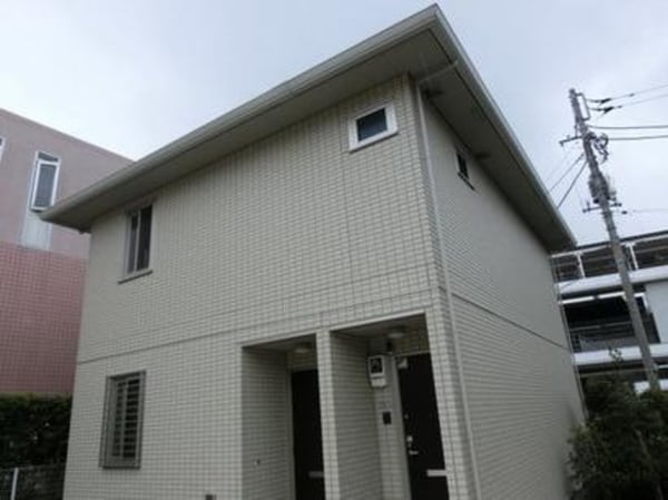 外観(★軽量鉄骨造・２階建てのアパートです★)