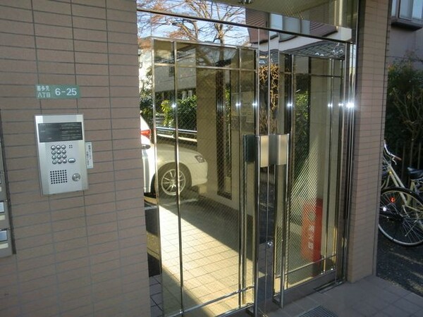 エントランス(★安心のオートロック付きです★)