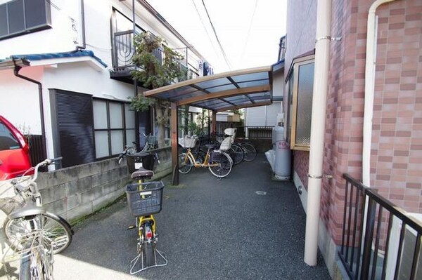 駐車場(★駐輪場、お車の駐車場もあります★)