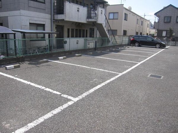 駐車場(★駐車場あります♪★)