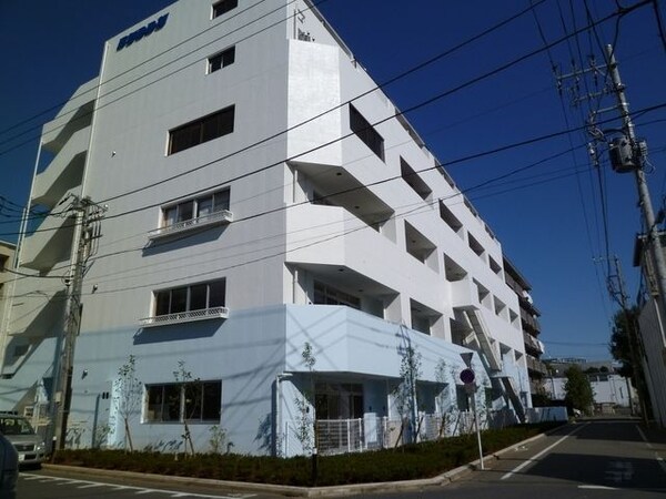 外観(★2010年築★鉄筋コンクリート造マンションです★)