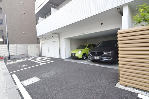 駐車場(★お部屋探しはタウンハウジング稲田堤店まで★)
