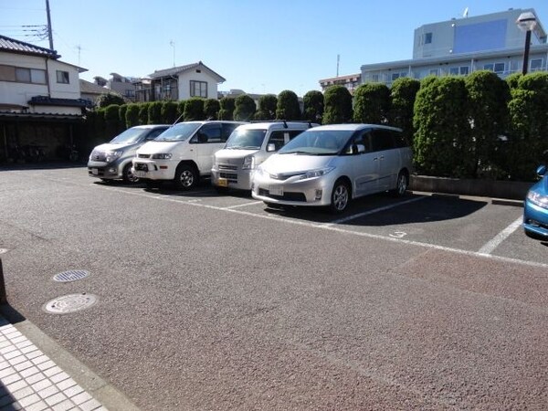 駐車場(★駐車場★)