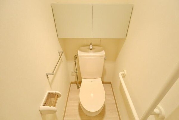 トイレ(★清潔感のあるトイレスペースです★)