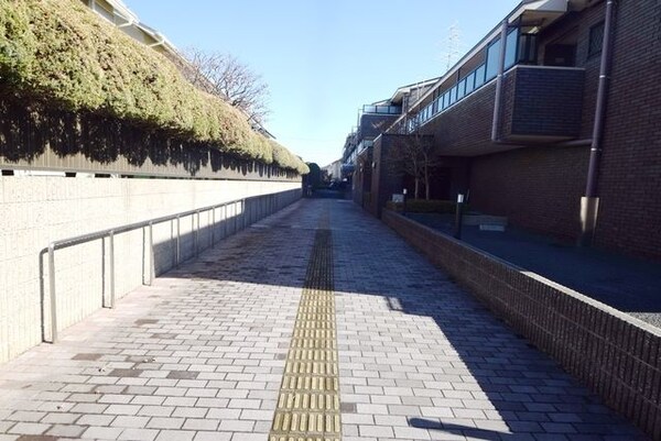 エントランス(★★)