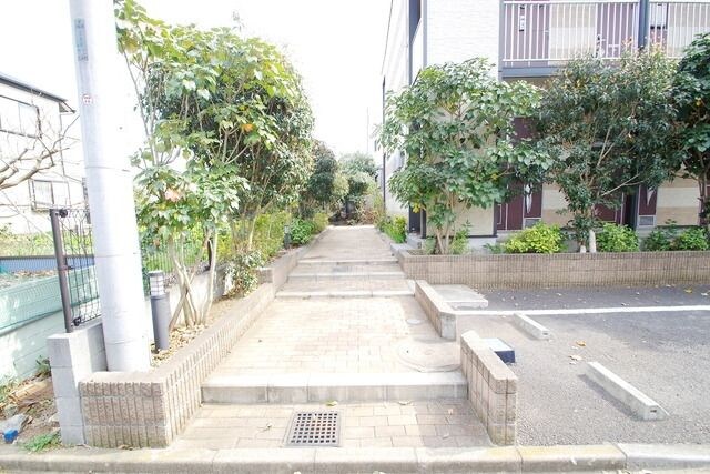 エントランス(★お部屋探しはタウンハウジング稲田堤店まで★)