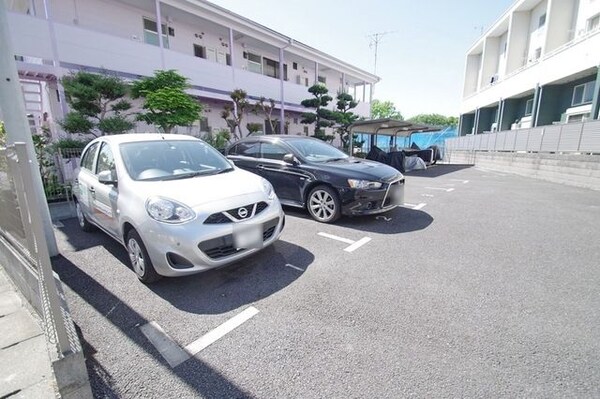 駐車場(★お部屋探しはタウンハウジング稲田堤店まで★)