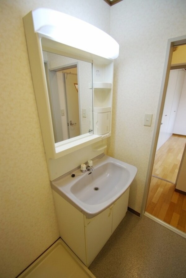 洗面(★お部屋探しはタウンハウジング稲田堤店まで★)