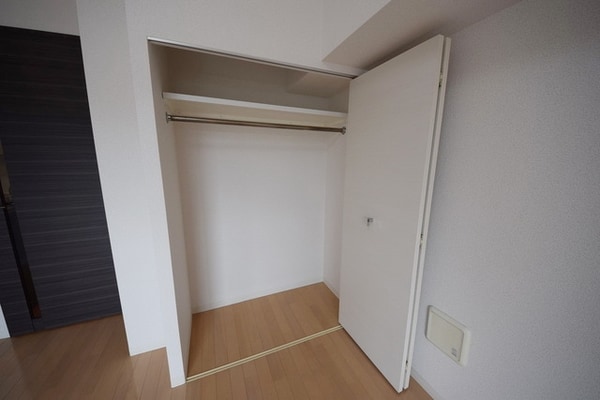 収納(★クローゼットが大きいので荷物がたっぷり入ります★)