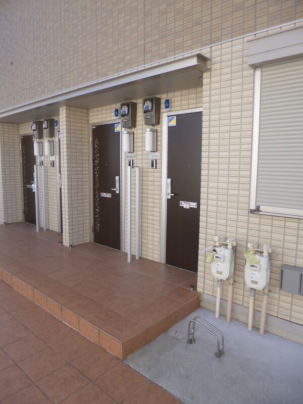 エントランス(★お部屋探しは株式会社タウンハウジング東京まで★)