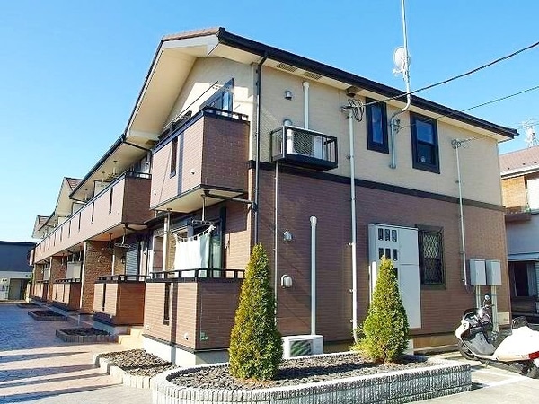 外観(★オシャレな外観タイル貼り・２階建てのアパートです★)