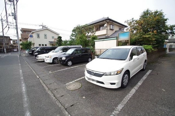 駐車場(★お部屋探しはタウンハウジング稲田堤店まで★)