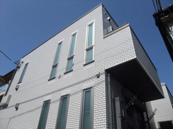外観(★京王線仙川駅徒歩4分買い物・通勤・通学に便利です★)