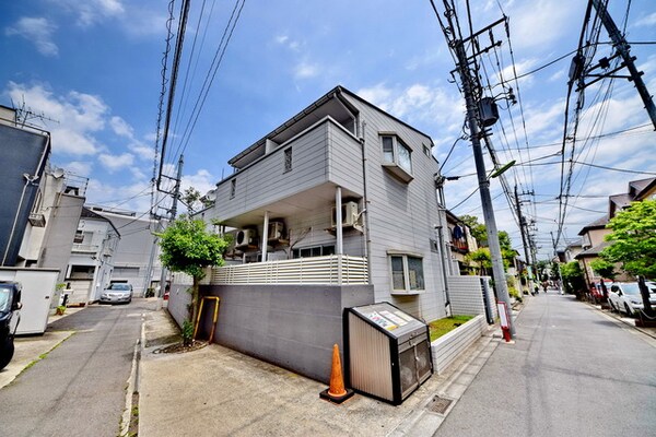 外観(★閑静な住宅街のアパートです★)