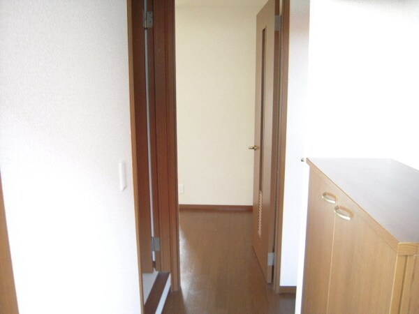 玄関(★お問い合わせはタウンハウジングまで★)