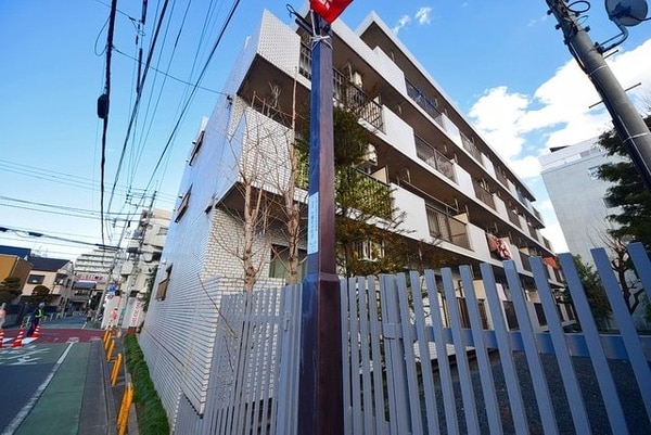 外観(★駅までほぼ１直線★)