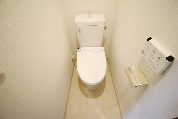 トイレ(別部屋参考写真)