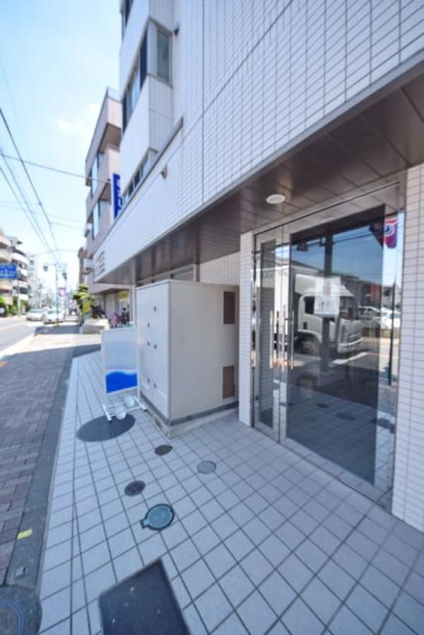 ロビー(★お問い合わせはタウンハウジングまで★)