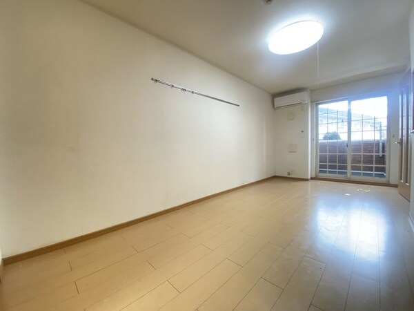 リビング・居室(★お部屋探しはタウンハウジング祖師ヶ谷大蔵店にお任せ下さい★)