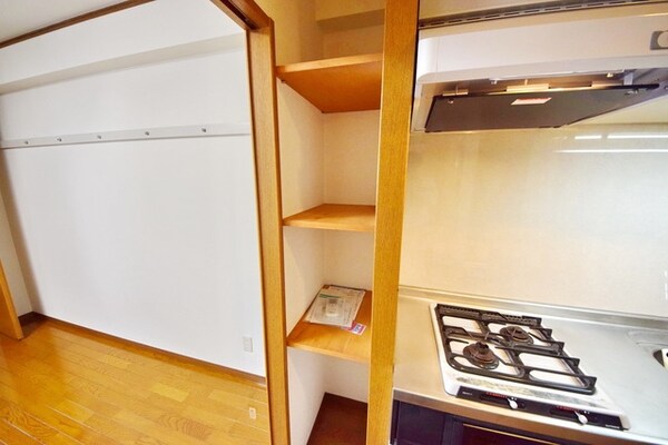 その他(★キッチン横の棚★)