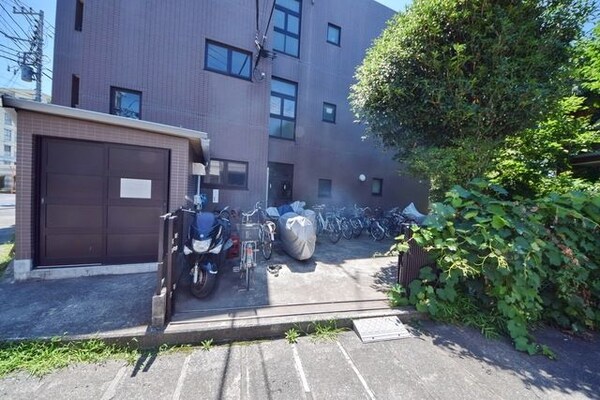 その他(★敷地内駐輪場★)