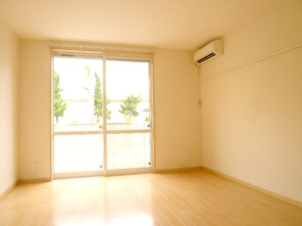 リビング・居室(★南向き日当り良好★)