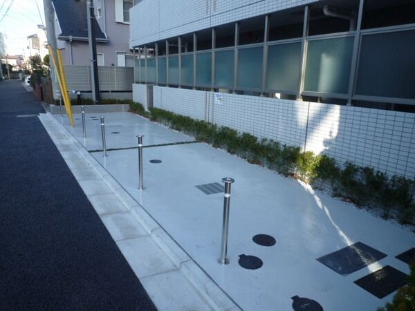 エントランス(★駐車場★)