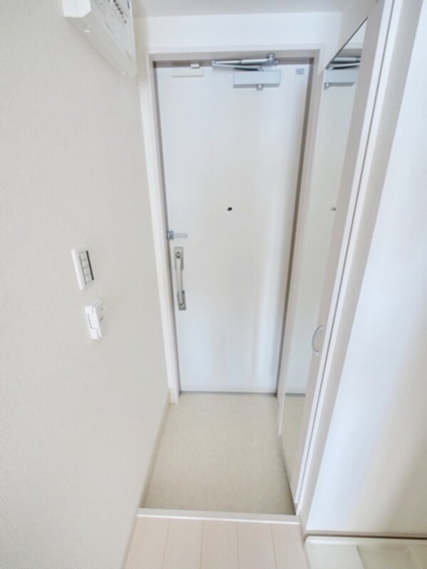 玄関(★お部屋探しはタウンハウジング稲田堤店まで★)