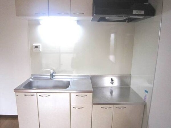 キッチン(お問い合わせはタウンハウジング調布店まで)