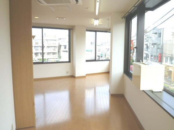 その他室内・内装(★広々の１３帖のリビング★)