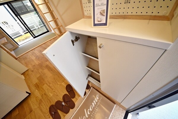 収納(別部屋参考写真)